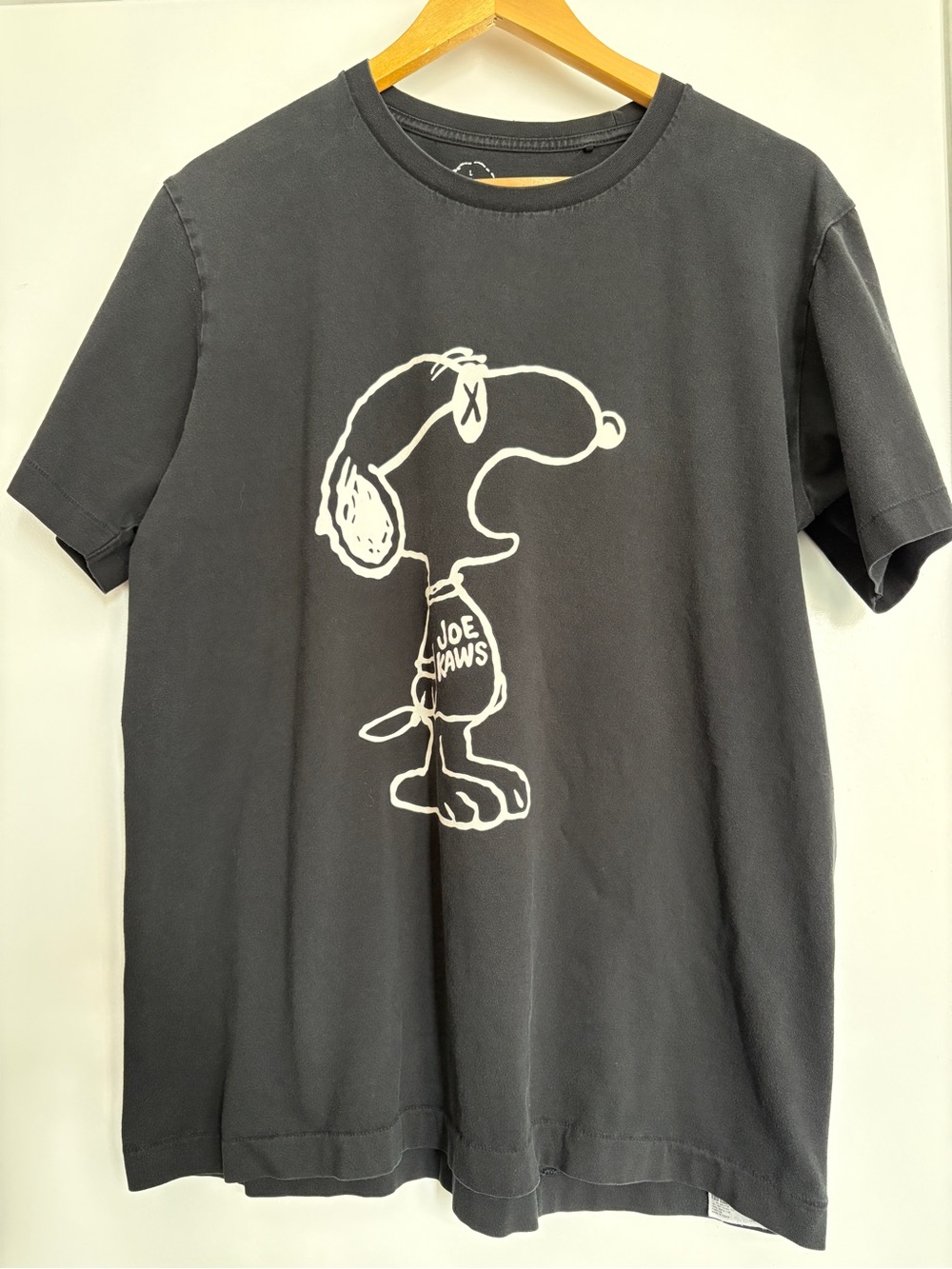 KAWS x Uniqlo Peanuts Joe Kaws Snoopy T-Shirt Black Large